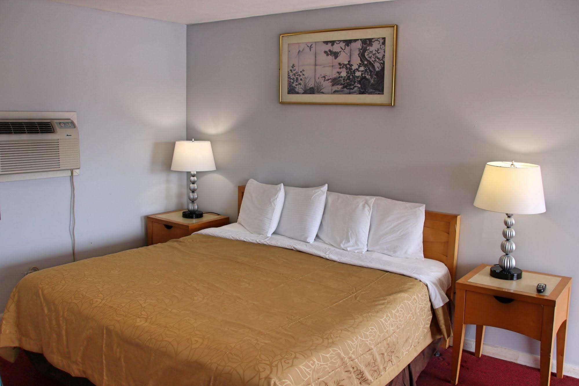 Woodland Inn Niagarawatervallen Buitenkant foto